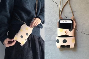 「だっこ猫スマホポシェット」
