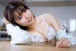 【写真】美女インフルエンサーの女子大生・まるぴ、セクシーなランジェリー姿