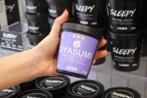 「LUSH 新宿店」で“推しラベル”が作れる！　限定カスタムサービスを体験してみた