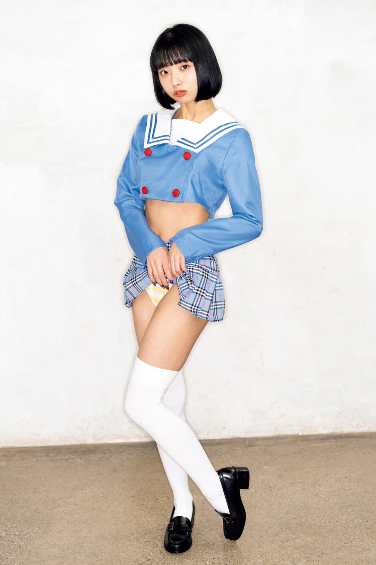 “CM契約10社誇る女優”浦まゆ、“艶っぽさ”追究　下町で艶色グラビアに挑戦