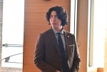 ドラマ『マイファミリー』に出演する賀来賢人