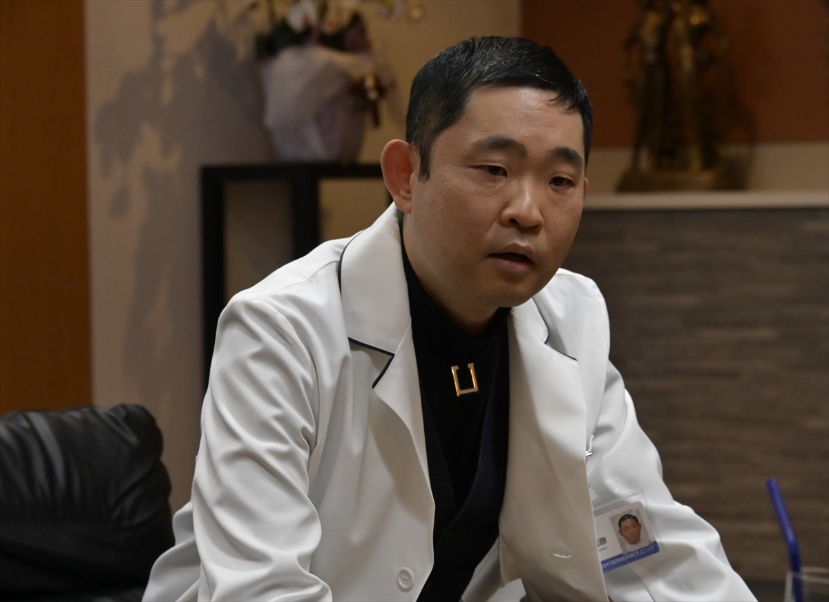 『パンドラの果実』第2話　“小比類巻”ディーン・フジオカ、人が真っ白な煙を噴き出して死ぬ怪事件を捜査