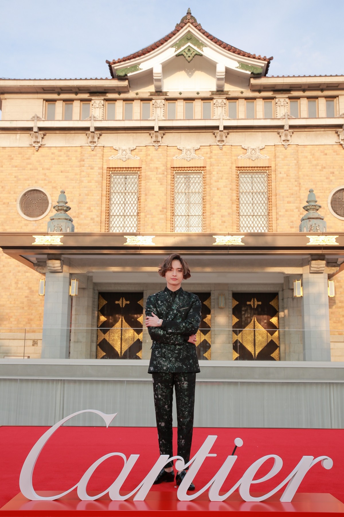 松嶋菜々子、小栗旬、平手友梨奈ら“カルティエ”まといレッドカーペット豪華競演