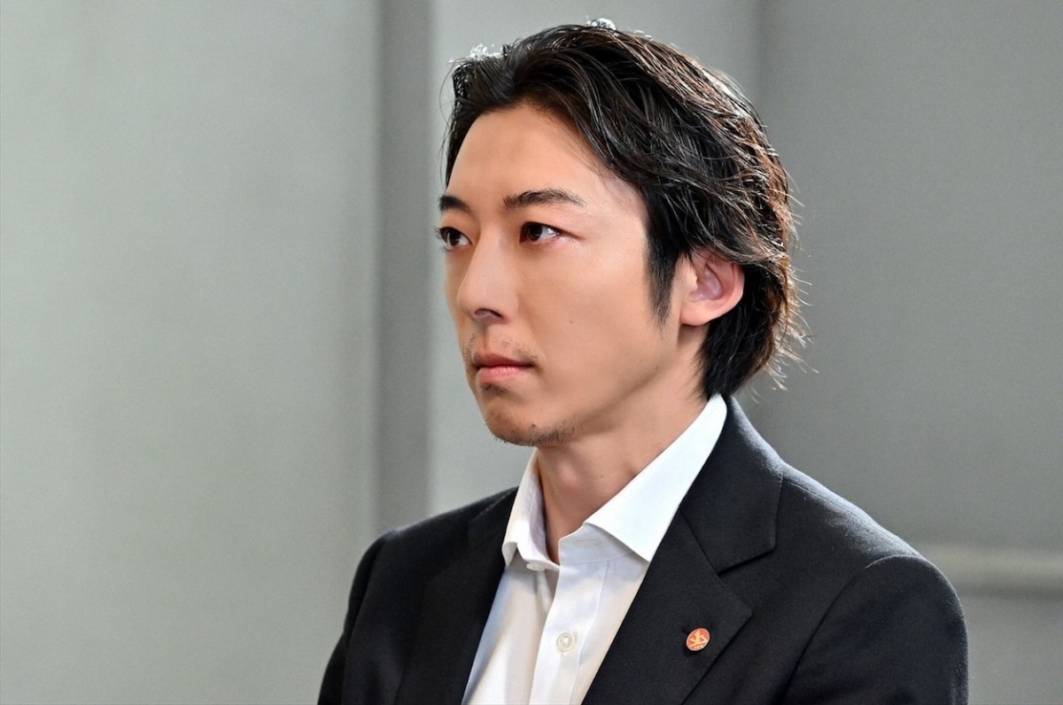 『インビジブル』“キリコ”柴咲コウ、ド派手ファッションに称賛続々「まじに美しい」