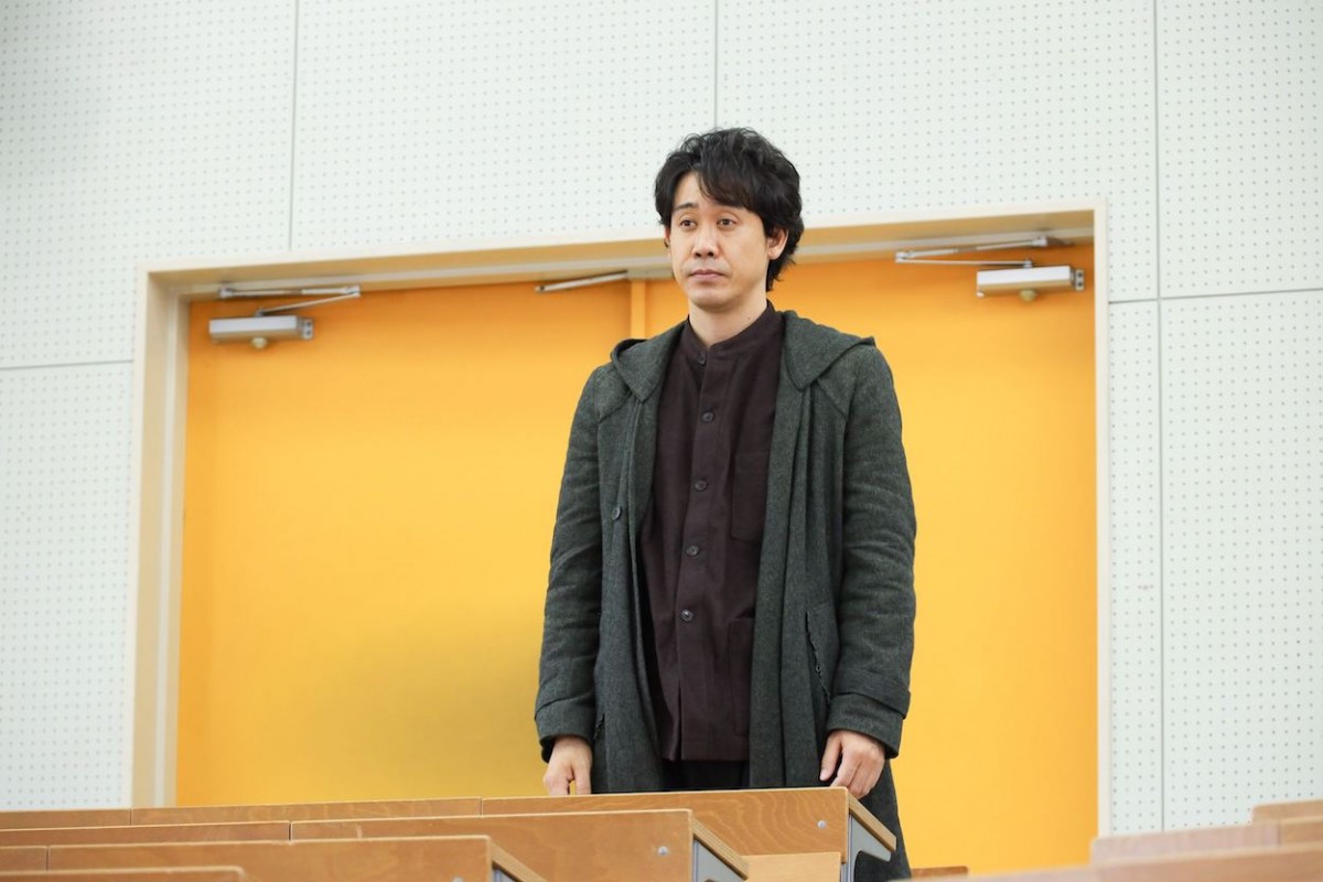 『元彼の遺言状』“篠田”大泉洋の口ずさんだ“ある歌”に騒然「月9で歌う!?」「まさか」