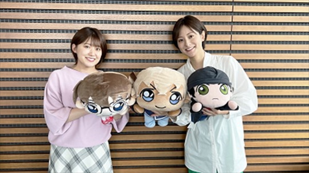 「名探偵コナン」愛あふれるトークを展開する(左から)尾崎里紗アナウンサー、徳島えりかアナウンサー