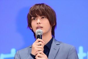 神尾楓珠、映画『20歳のソウル』完成披露舞台あいさつに登場