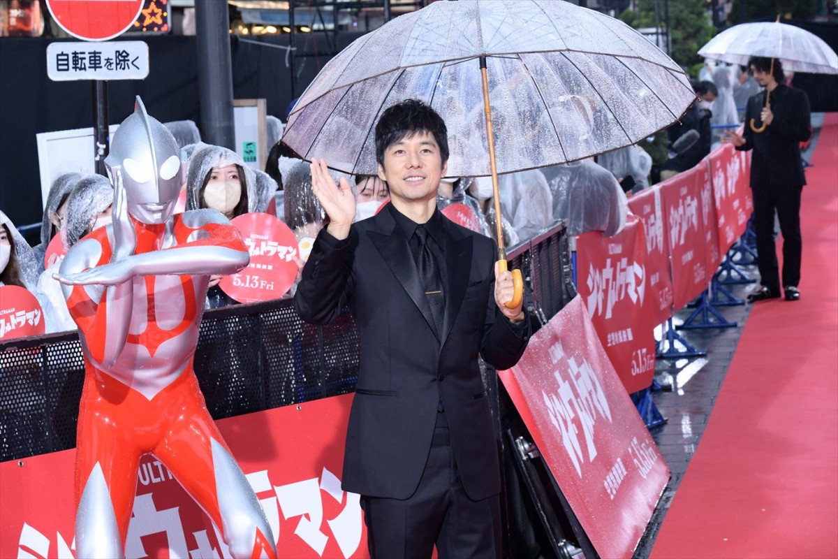 斎藤工、『シン・ウルトラマン』は「言語化できないすばらしさ」　長澤まさみらとレッドカーペットに登場
