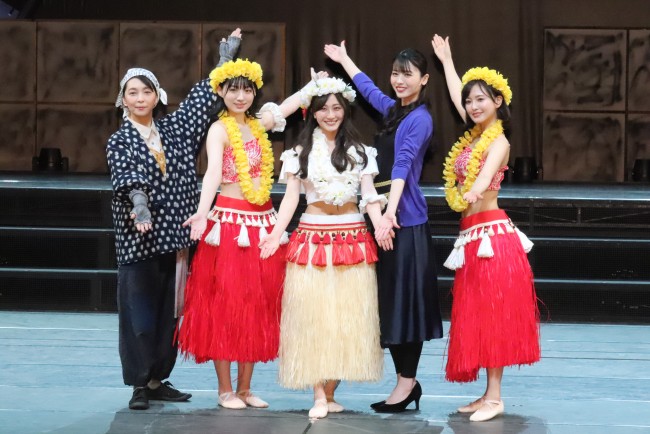 (左から)有森也実、太田夢莉、潮紗理菜、矢島舞美、兒玉遥