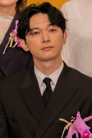 吉沢亮、「第30回橋田賞」授賞式に登場