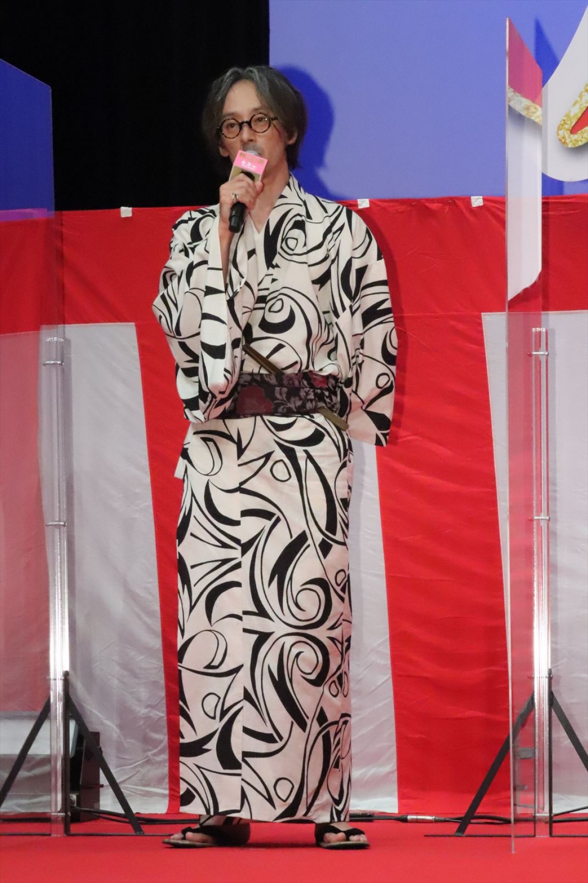 玉木宏ら豪華キャスト陣が浴衣姿で登場！　川口春奈「見惚れていました」