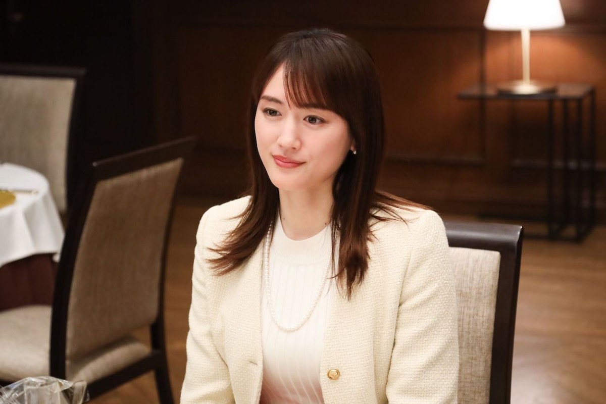 『元彼の遺言状』第8話　“篠田”大泉洋、“麗子”綾瀬はるかに殺人犯として追われていることを告白