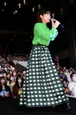 岸井ゆきの、映画『神は見返りを求める』完成披露試写会イベントに登場