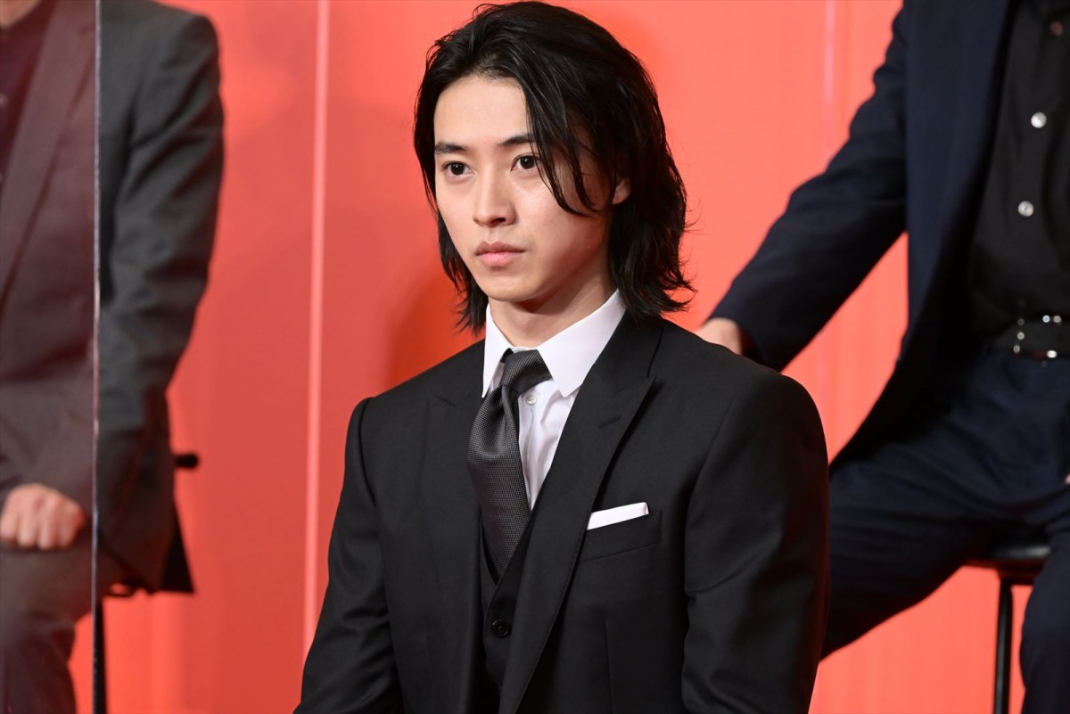 山崎賢人、映画『キングダム』続編の完成に喜び「すごい2ができている」