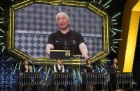 土曜プレミアム『まっちゃんねる』に出演する（上段）松本人志（下段左から）王林、渋谷凪咲（NMB48）、神田愛花、滝沢カレン