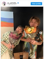 （左から）山田優、山田親太朗　※「山田優」インスタグラム