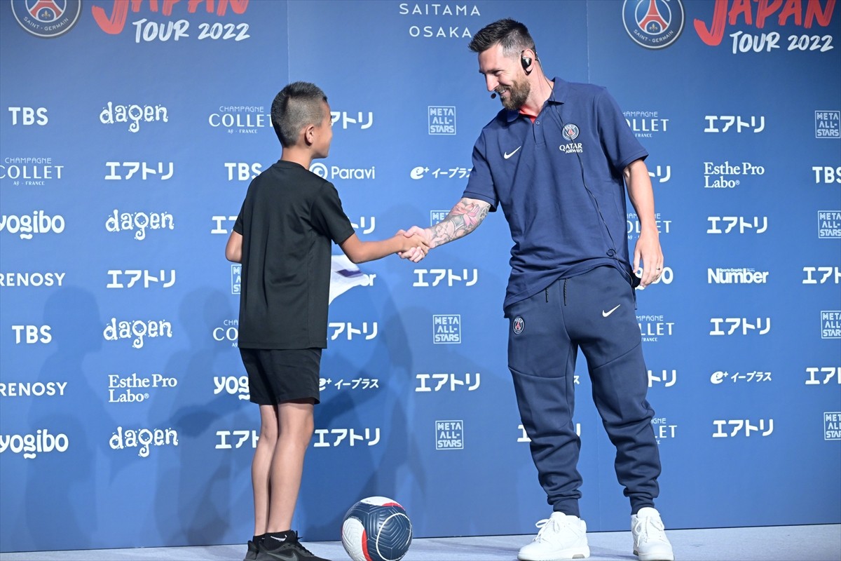 メッシ、ネイマール、エムバぺら“PSG”が来日！　日本サッカーの印象を語る