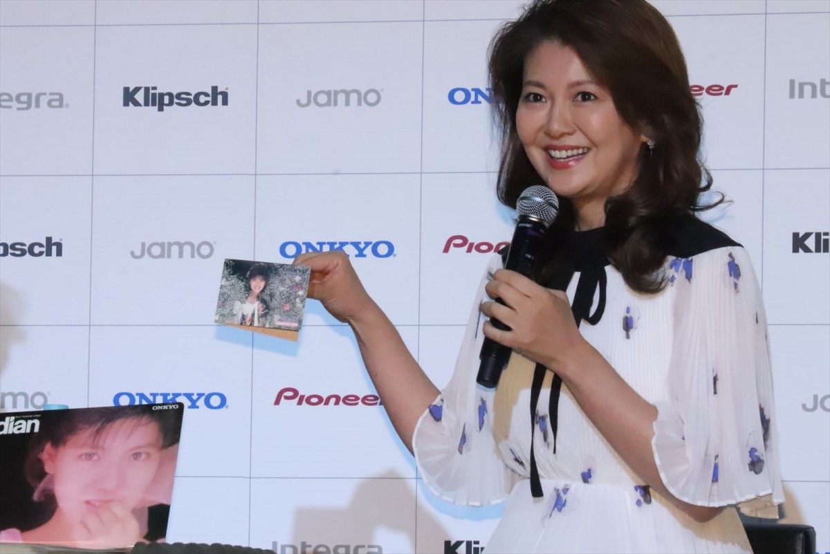 南野陽子、自身の懐かしい動画＆グッズを見て「10代の私がいました」と照れ笑い