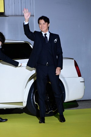 福山雅治、映画『沈黙のパレード』ジャパンプレミアイベント＆完成披露試写会舞台あいさつに登場