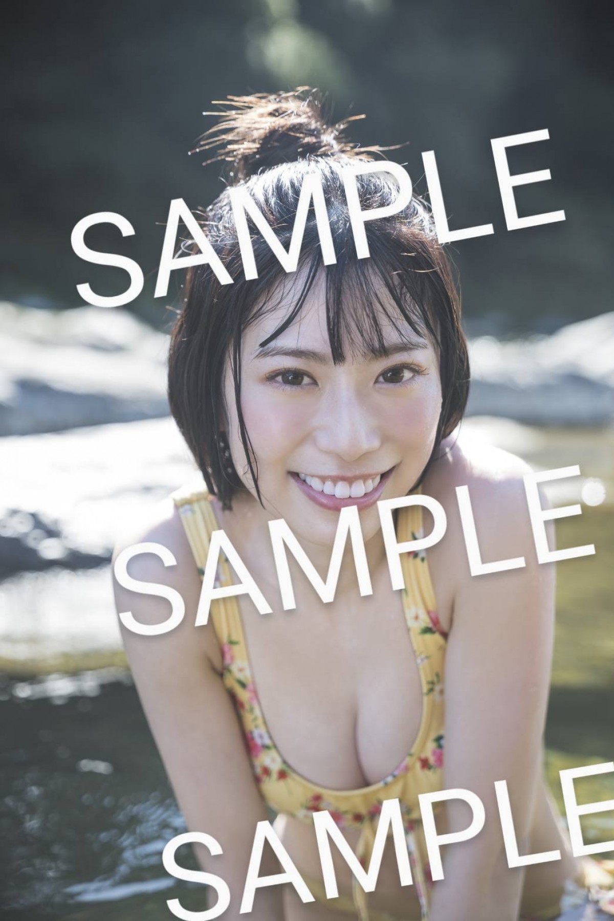 日向坂46・東村芽依、ランジェリー＆水着カットも　写真集封入ポストカード公開