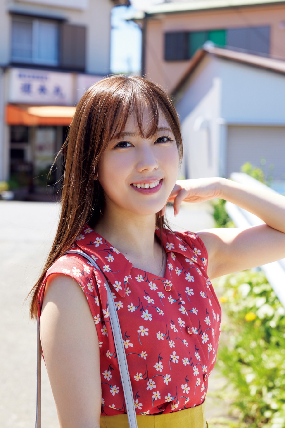 『サンジャポ』良原安美　スラッとのびる、業界随一の美脚を披露