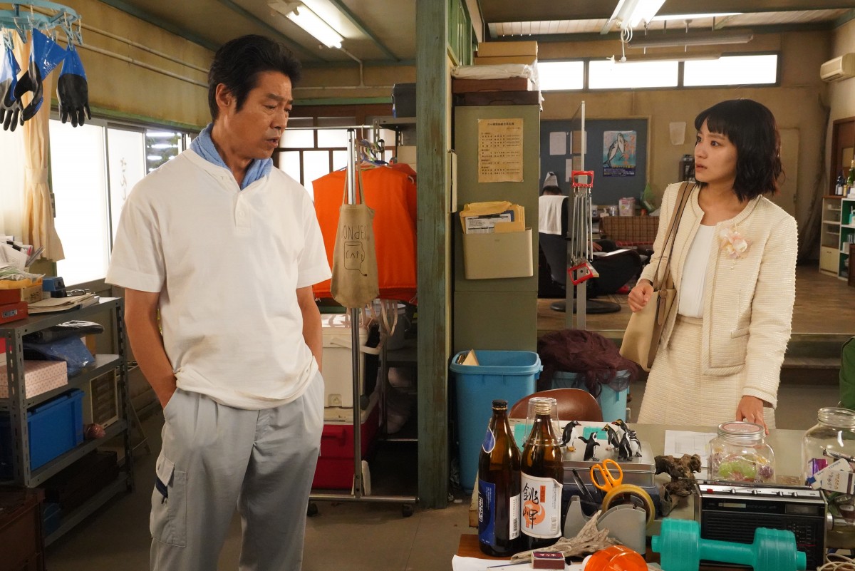 『ファーストペンギン！』第3話　“和佳”奈緒は詐欺師!?　漁港で悪いうわさが広まる