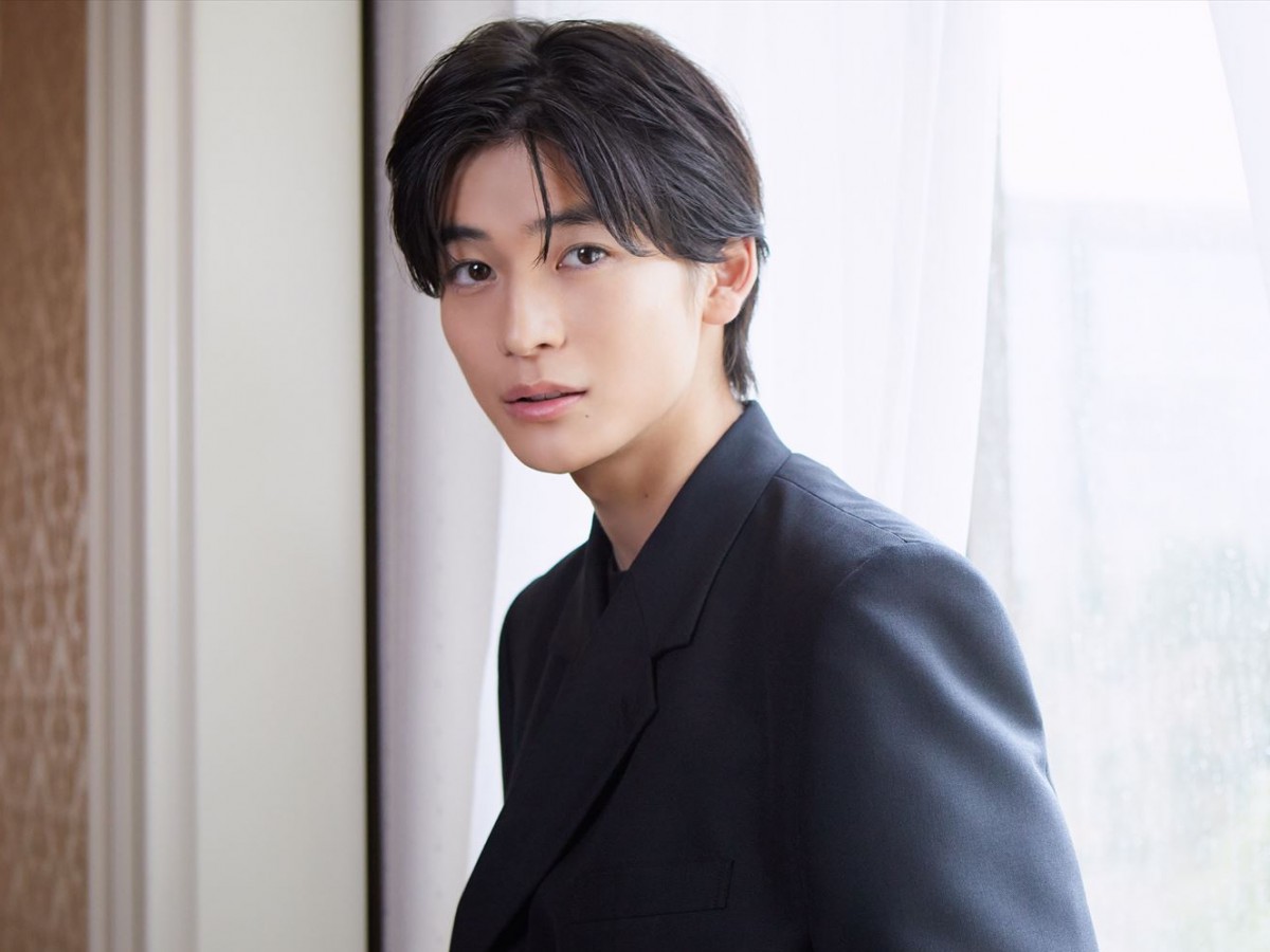 高橋文哉