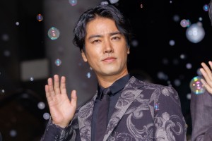 桐谷健太、映画『ラーゲリより愛を込めて』スノーカーペットイベントに登場