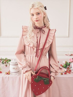 20221228 「Maison de FLEUR」いちごシリーズ　Twitter画像