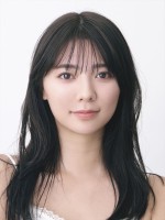 ドラマ＋『アカイリンゴ』に出演する川津明日香