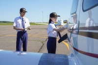 明日の『舞いあがれ！』　“舞”福原遥、緊張のソロフライト　“柏木”目黒蓮が見守る中、着陸するが…