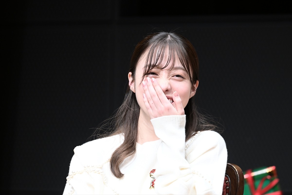 吉沢亮、本物のサンタとの対面に動揺　橋本環奈とは“どっちが本物か”論争勃発