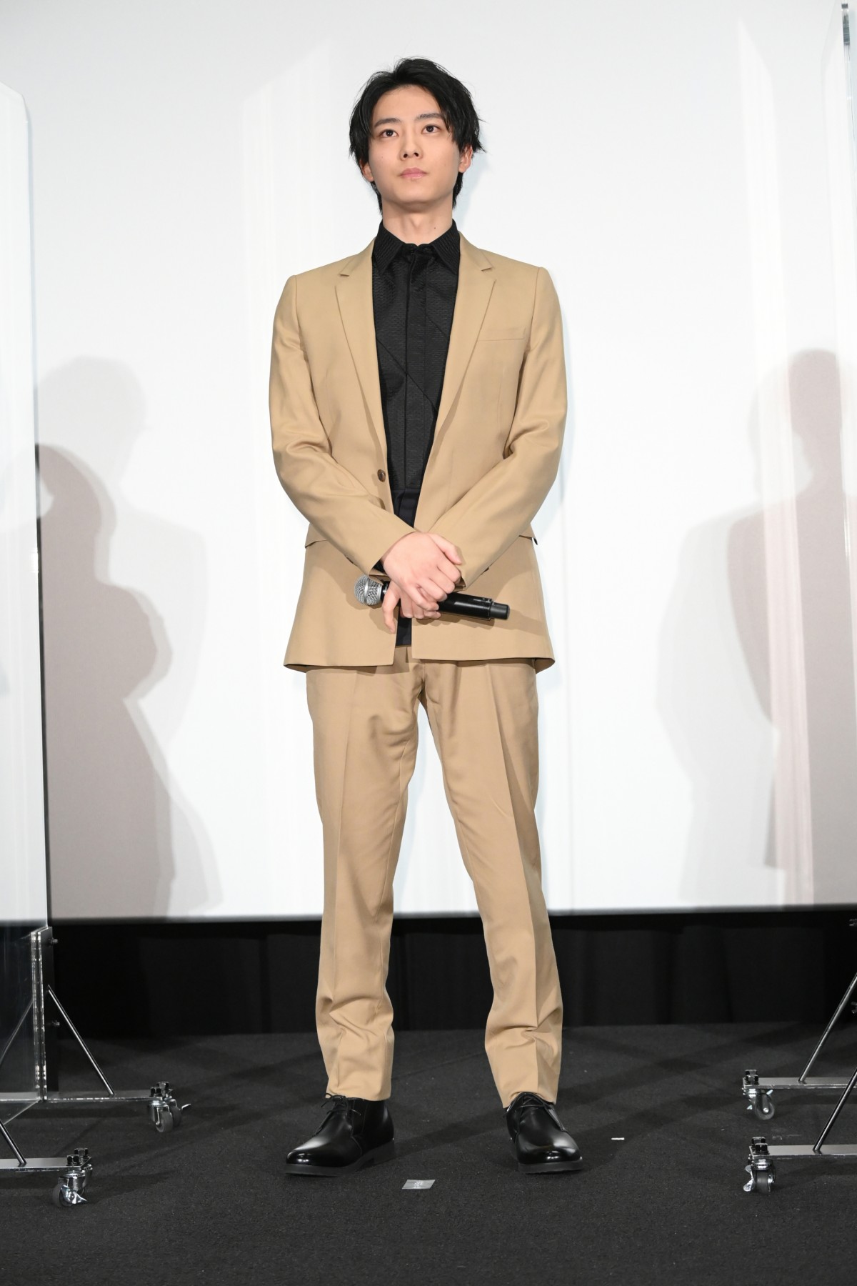 北村匠海、2022年目指すのは「身のぎっしり詰まったカニ味噌」