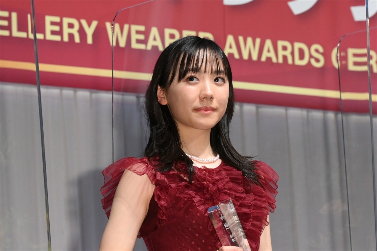 広瀬アリス、「仕事の充実、心の充実が人を輝かせる」　芦田愛菜＆佐々木希と美の競演