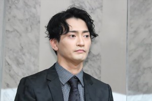 中河内雅貴、舞台『ピアフ』製作発表に登場