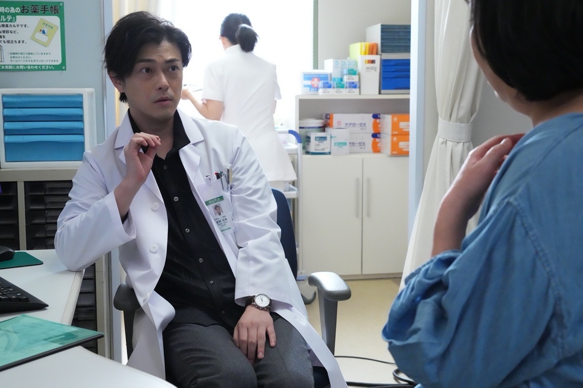 『ドクターホワイト』浜辺美波「誤診です」の笑顔に反響「可愛すぎて息止まる」