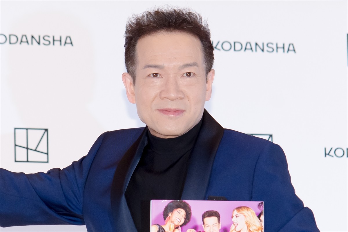 田原俊彦、還暦記念写真集で赤ふんどし姿披露　撮影前は「ちょっとビビってた」