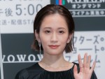 【写真】美脚大賞を受賞した前田敦子「さすがあっちゃん！」「天使やん」