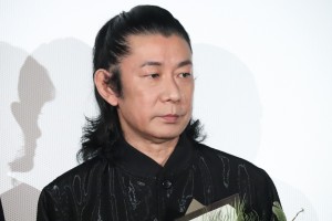 映画『ちょっと思い出しただけ』公開記念舞台あいさつに登壇した永瀬正敏