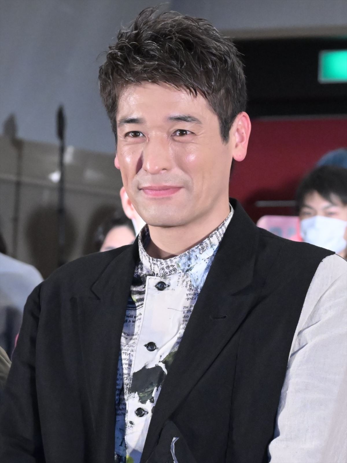 ニューヨーク・屋敷、結婚発表後初の公の場で自らアピール「幸せいっぱい！」