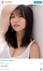 雑誌「ヤングマガジン」撮影ショットを披露した大原優乃　※「大原優乃」インスタグラム