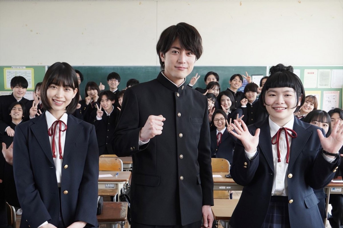 ドラマ『ナンバMG5』(左から)森川葵、間宮祥太朗、富田望生