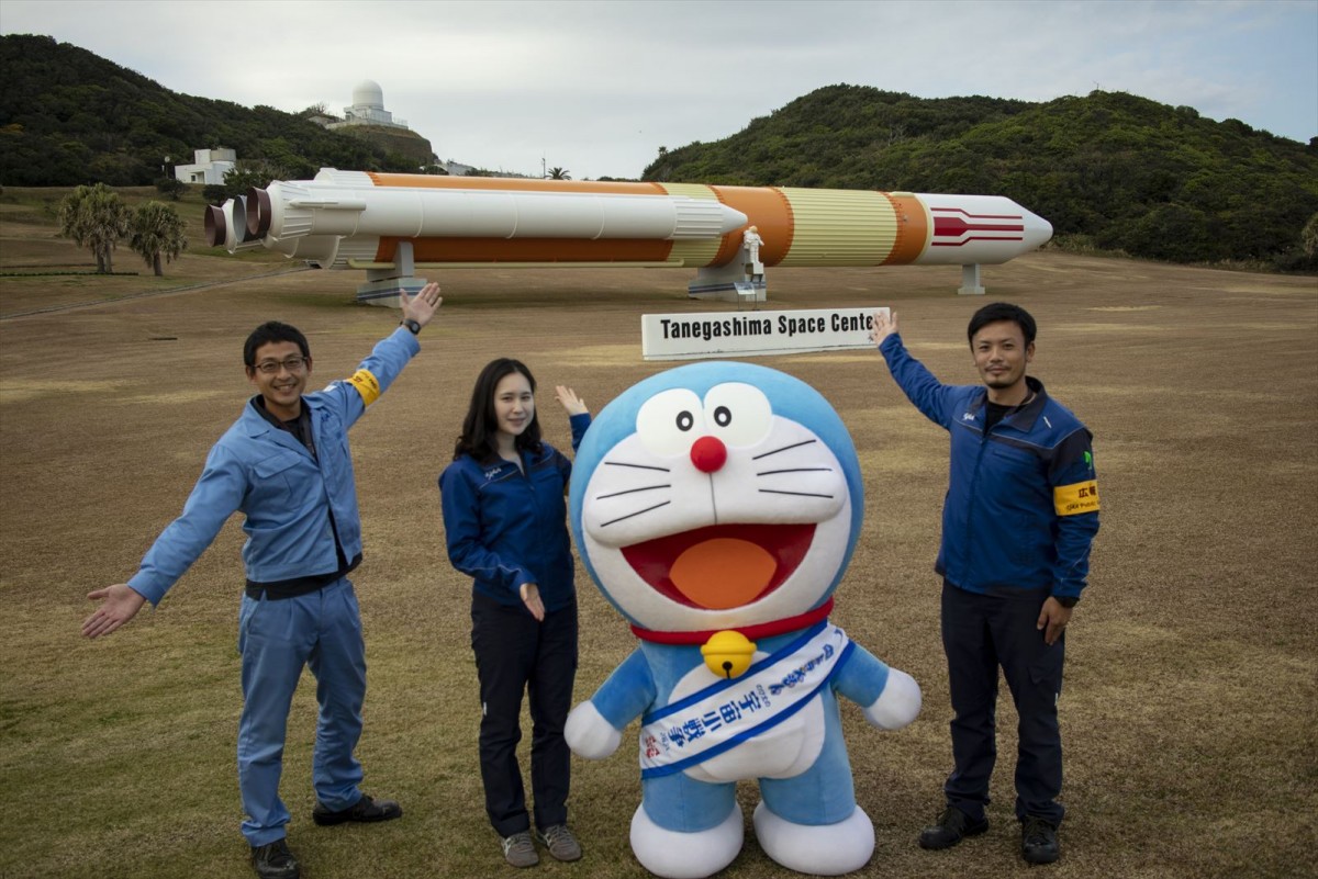 ドラえもん、日本最大のロケット発射場「種子島宇宙センター」に初上陸