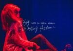 4月13日に発売されるLiSAのライブBlu-ray・DVD『LiVE is Smile Always～unlasting shadow～ at Zepp Haneda（TOKYO）』通常盤