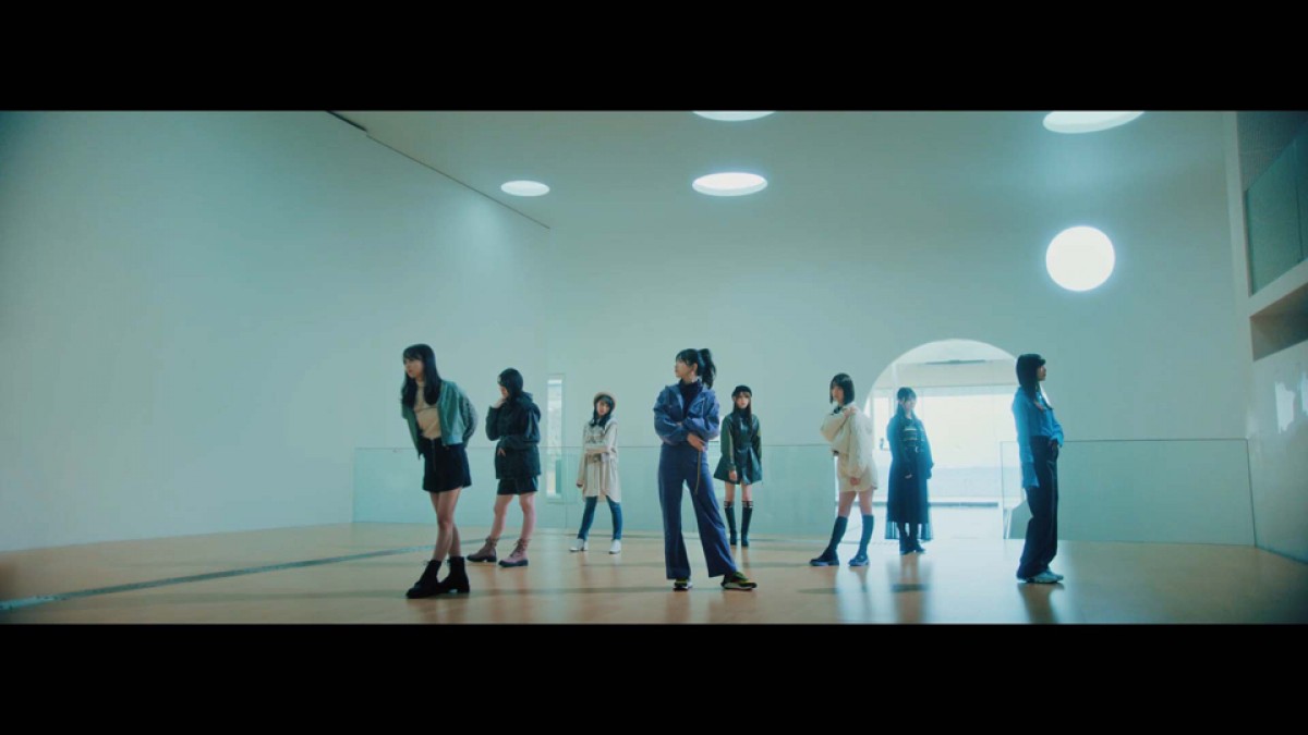 乃木坂46、アンダー楽曲MV公開　センター佐藤楓が力走