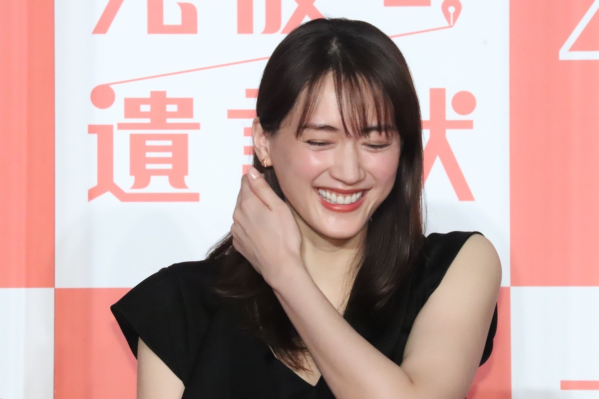 綾瀬はるかは「NGの引き出しが多い」　大泉洋が暴露　爆笑会見に