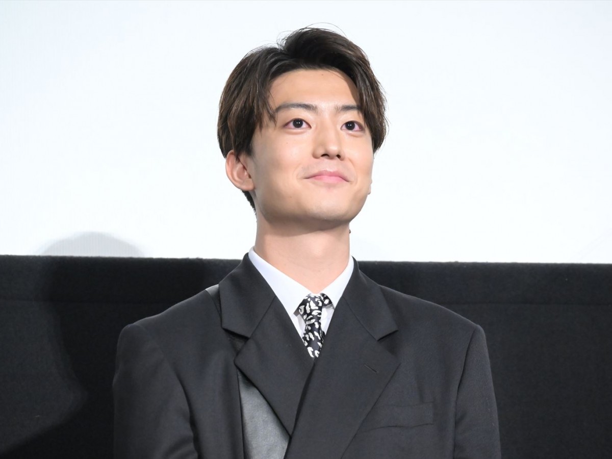 伊藤健太郎、2年ぶり映画復帰作完成に涙をこらえあいさつ「うれしいです、すごく」