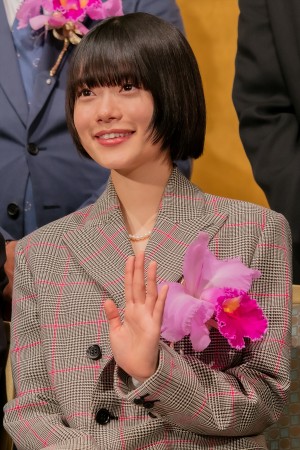 杉咲花、「第30回橋田賞」授賞式に登場