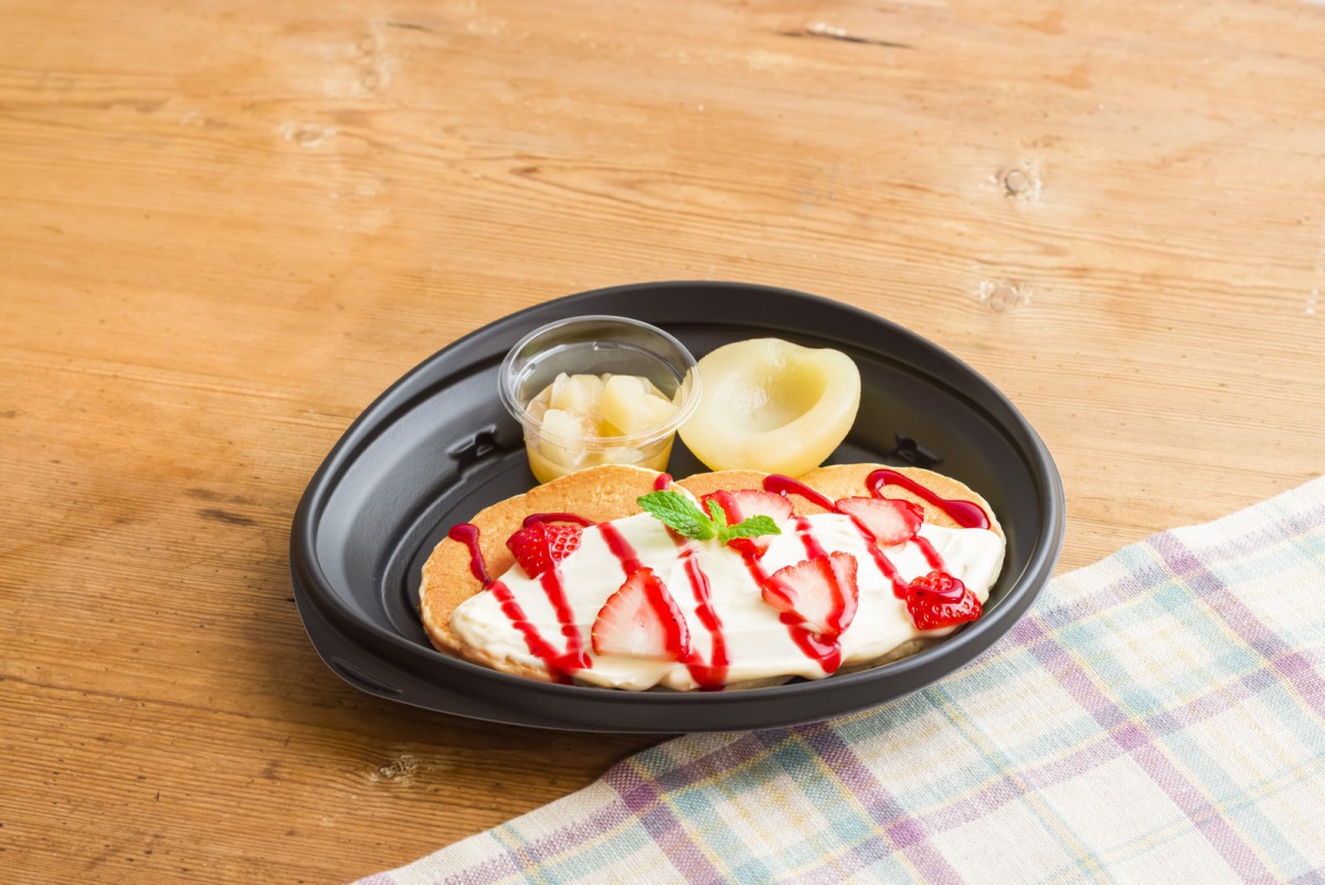 「Eggs ’n Things」桃メニュー2022