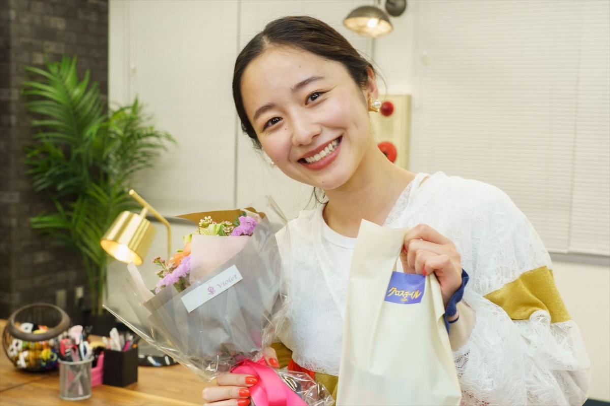 『クロステイル』鈴鹿央士を支えた出演陣がクランクアップ　堀田真由「絆ができていく瞬間も感じた」